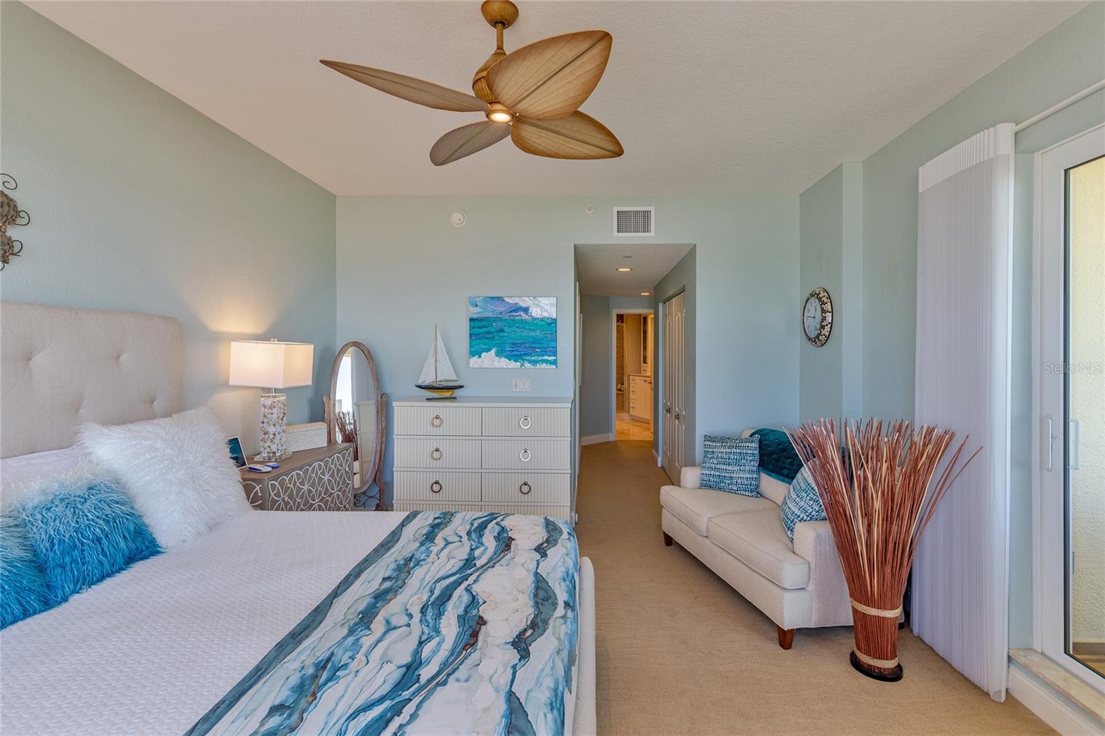 MERIDIAN ON SAND KEY CONDO - Residential