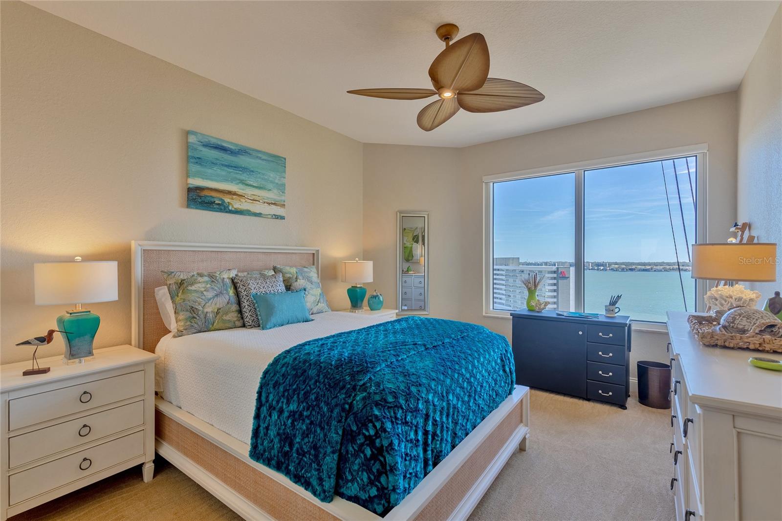 MERIDIAN ON SAND KEY CONDO - Residential