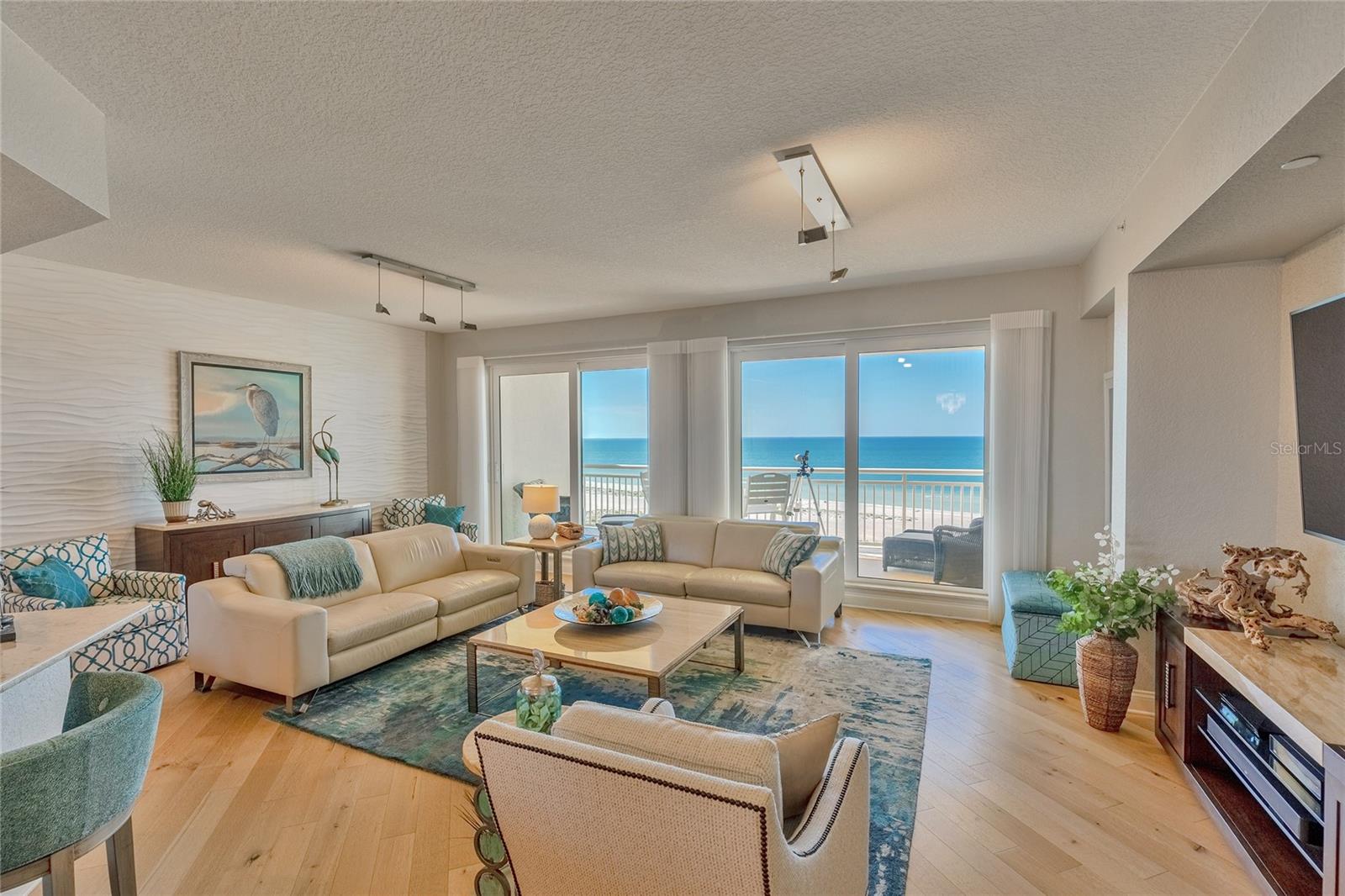 MERIDIAN ON SAND KEY CONDO - Residential