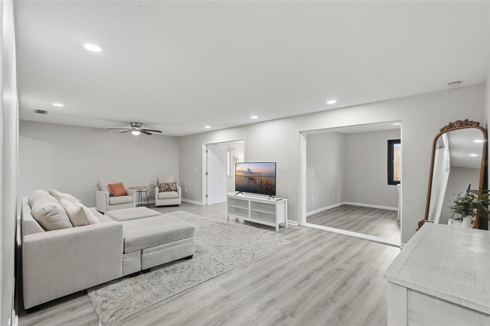 HARBOR LAKE ESTATES 2ND ADD - Residential