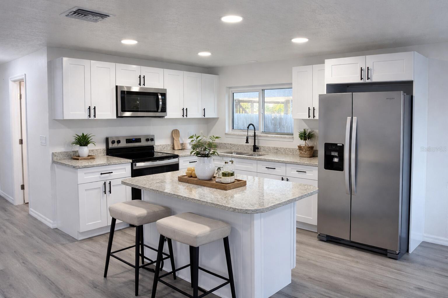 SHOREACRES CENTER - Residential