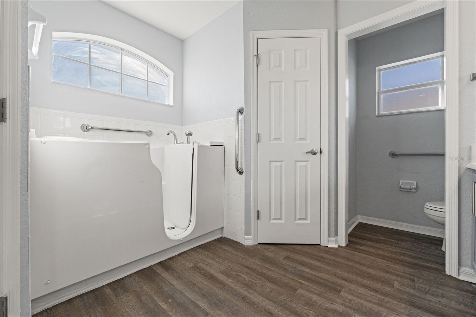 CHAPEL CRK A E U-X PH 01A - Residential