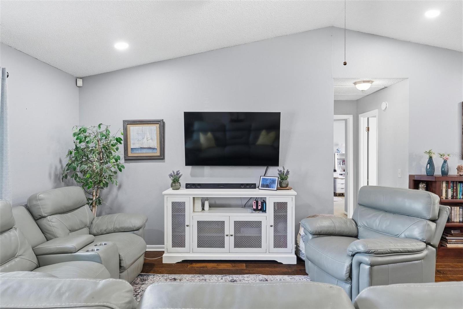 DELTONA LAKES UNIT 43 - Residential