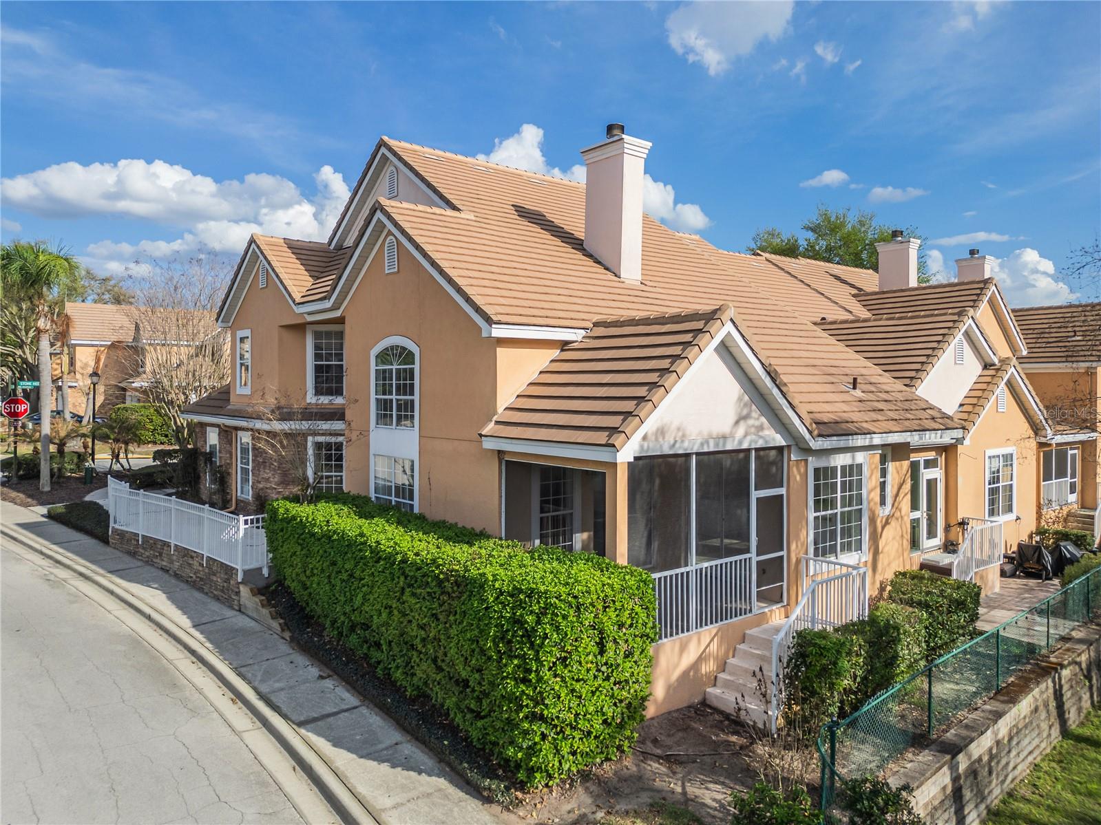 PHILLIPS BAY CONDO PH 02 OR 5723/2465 - Residential