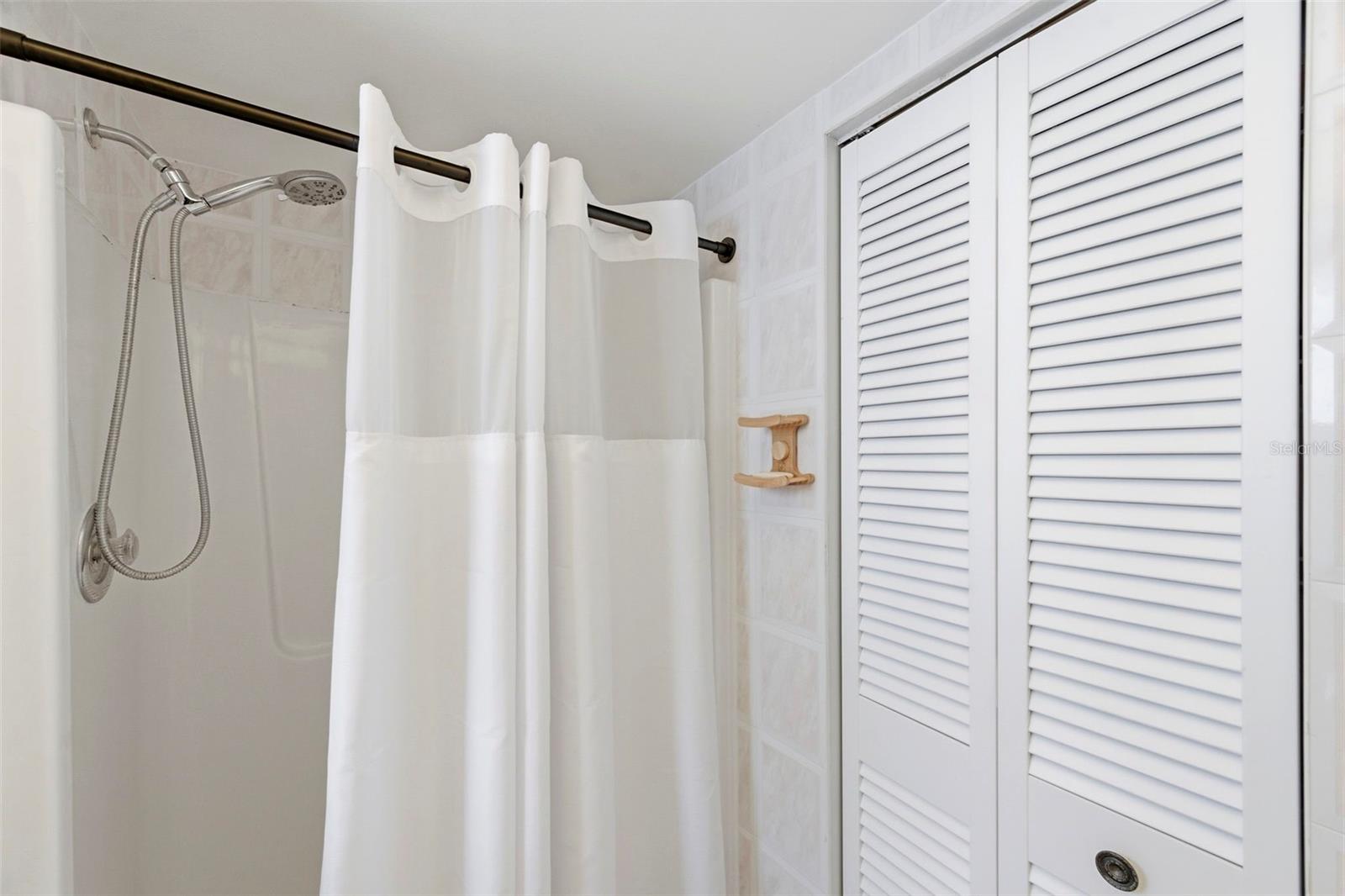 LOCH LOMOND ESTATES CONDO - Residential