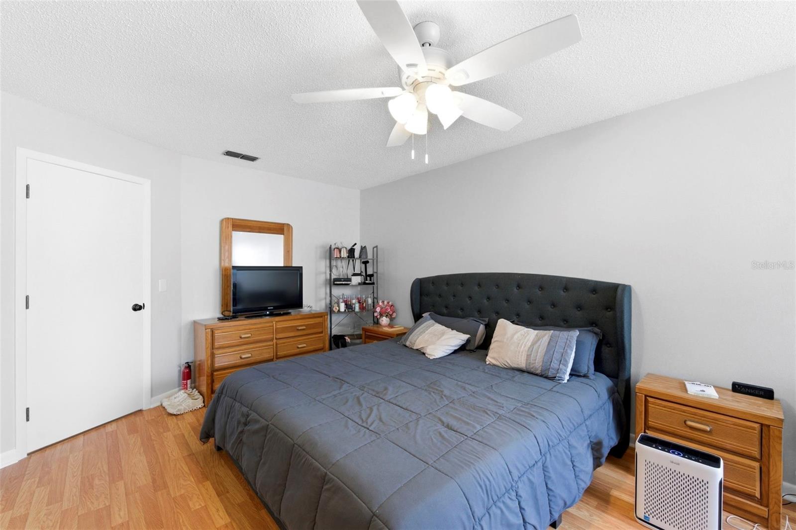 LOCH LOMOND ESTATES CONDO - Residential