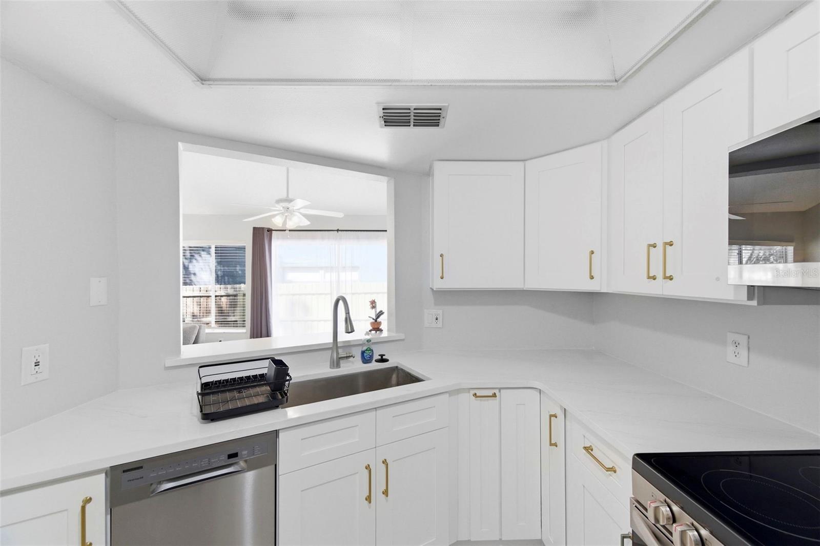 LOCH LOMOND ESTATES CONDO - Residential