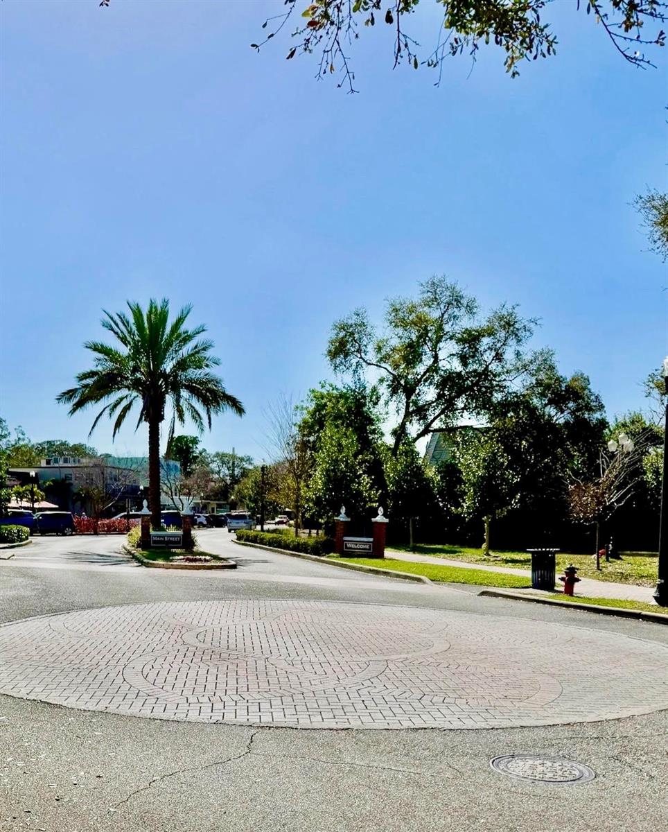 LOCH LOMOND ESTATES CONDO - Residential