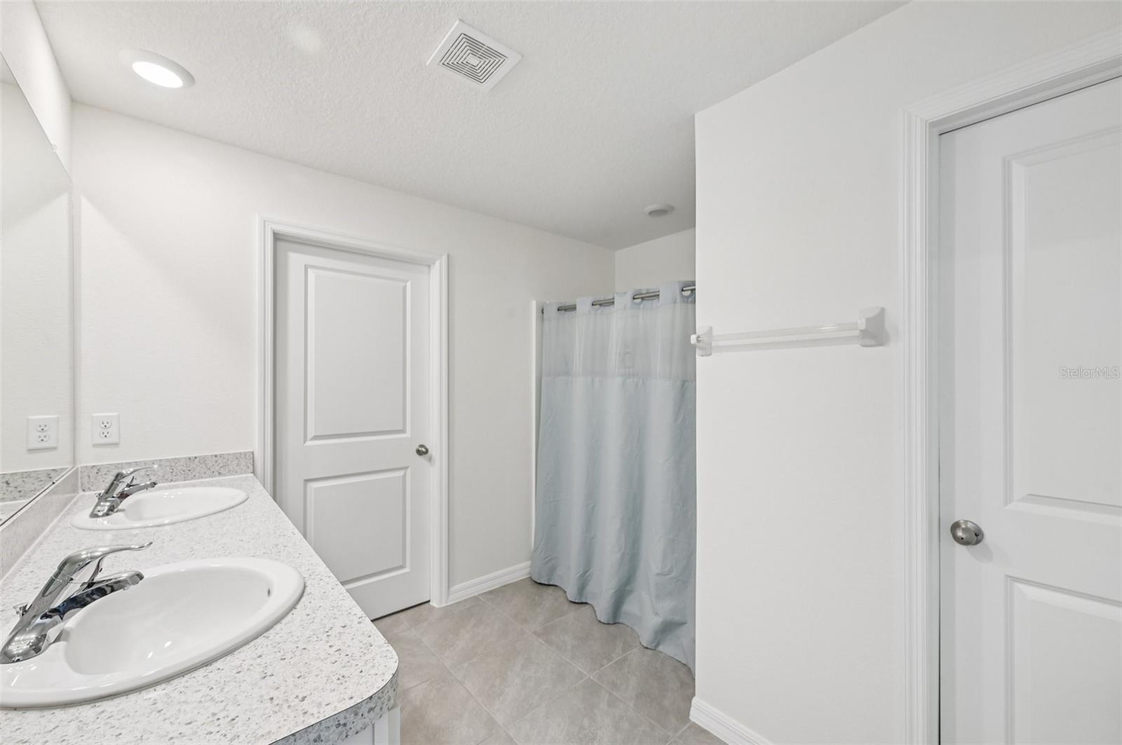 BERRY BAY SUB - Residential