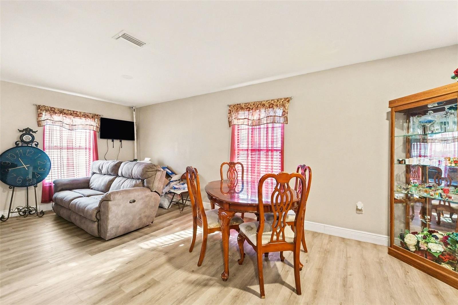 DADE CITY CENTRAL - Residential