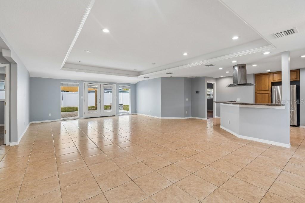 ROBIN HOOD WOODS - Residential