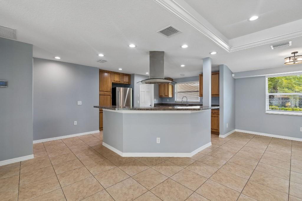 ROBIN HOOD WOODS - Residential