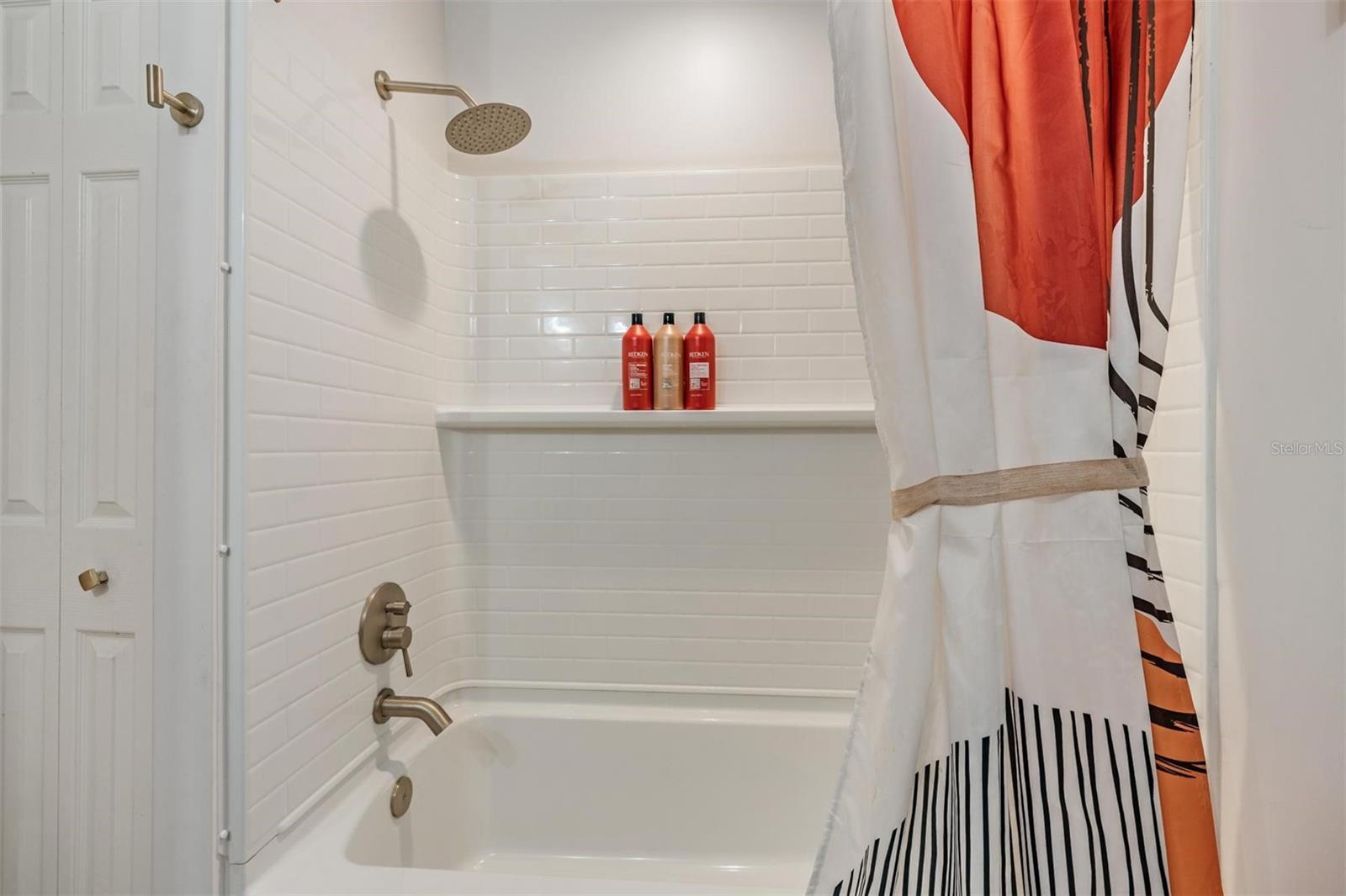 VILLAGE OF SAFETY HARBOR - Residential