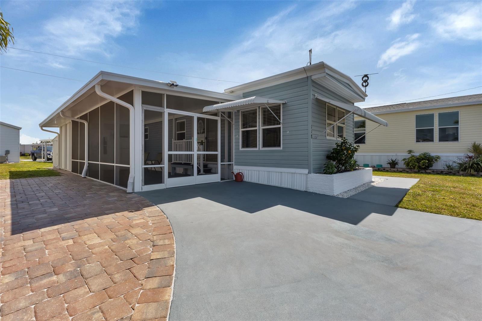 RIVER HAVEN MOB HME PARK - Residential