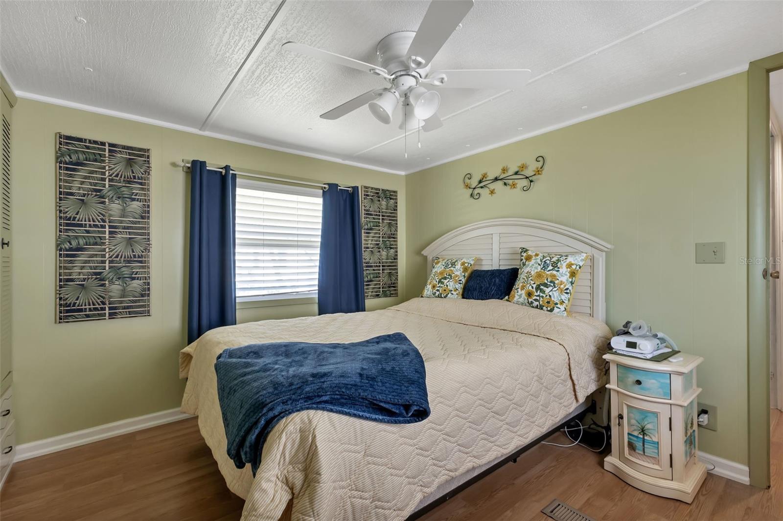 RIVER HAVEN MOB HME PARK - Residential