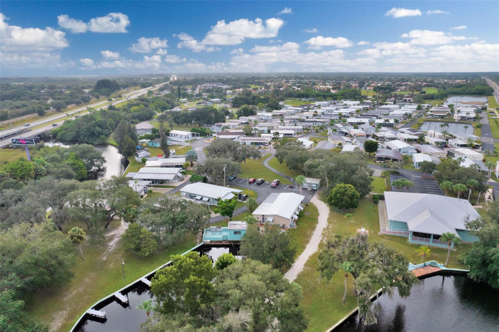 RIVER HAVEN MOB HME PARK - Residential