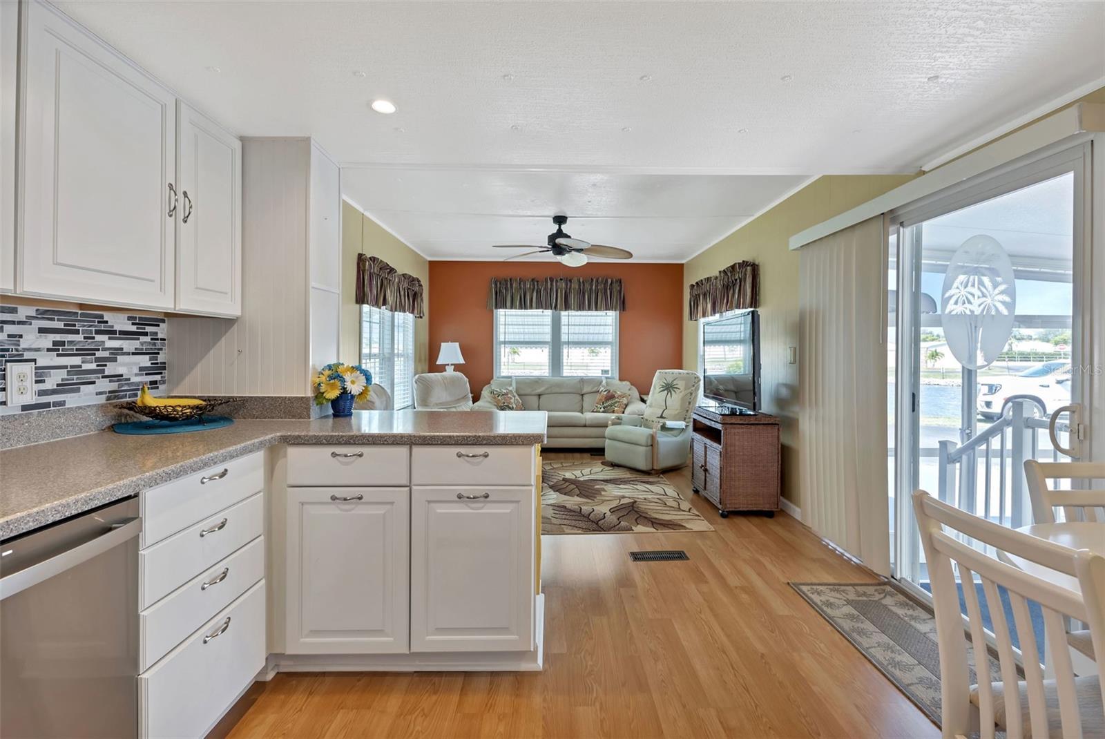 RIVER HAVEN MOB HME PARK - Residential