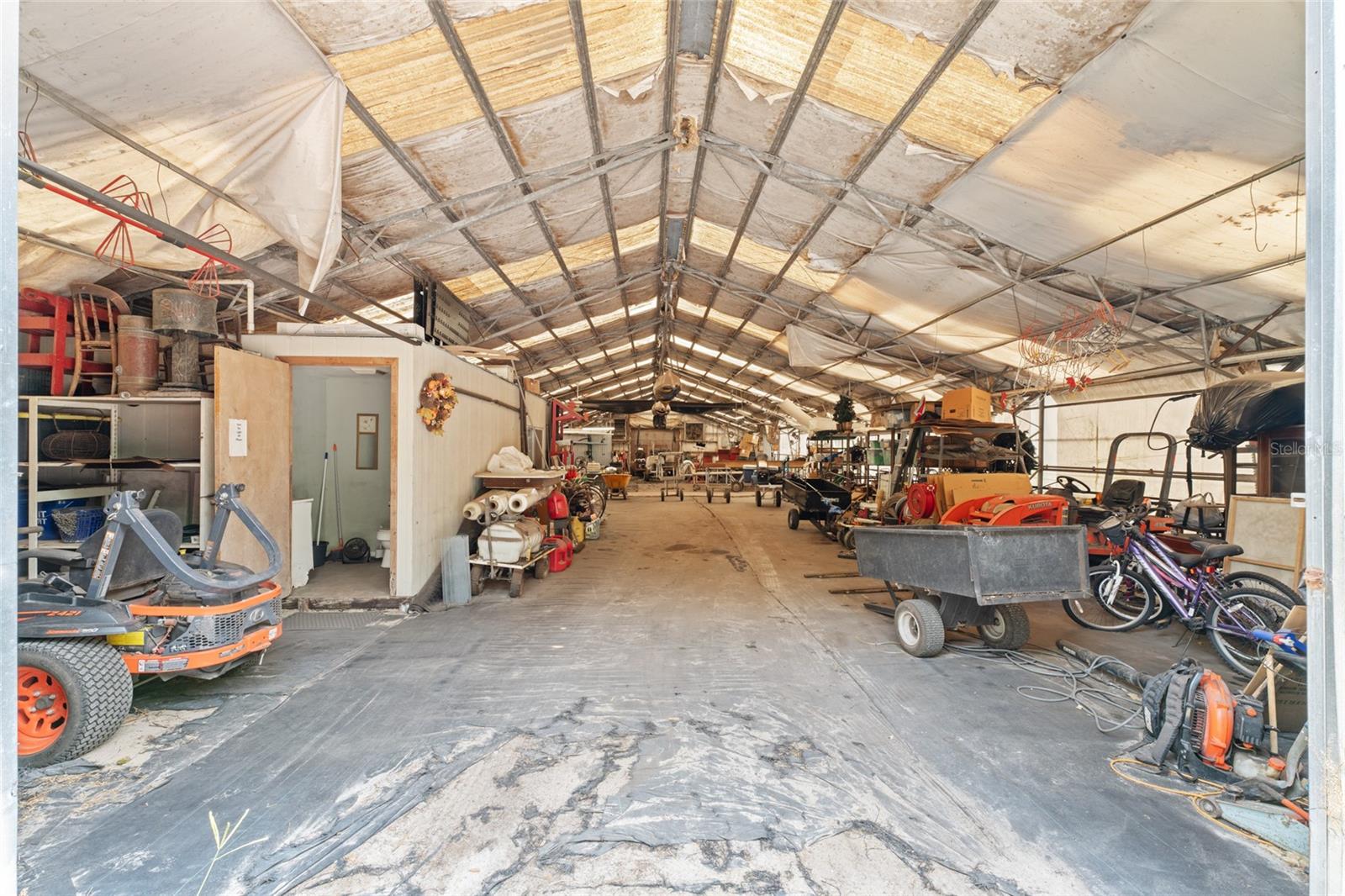 UNINCORPORATED - Commercial Sale