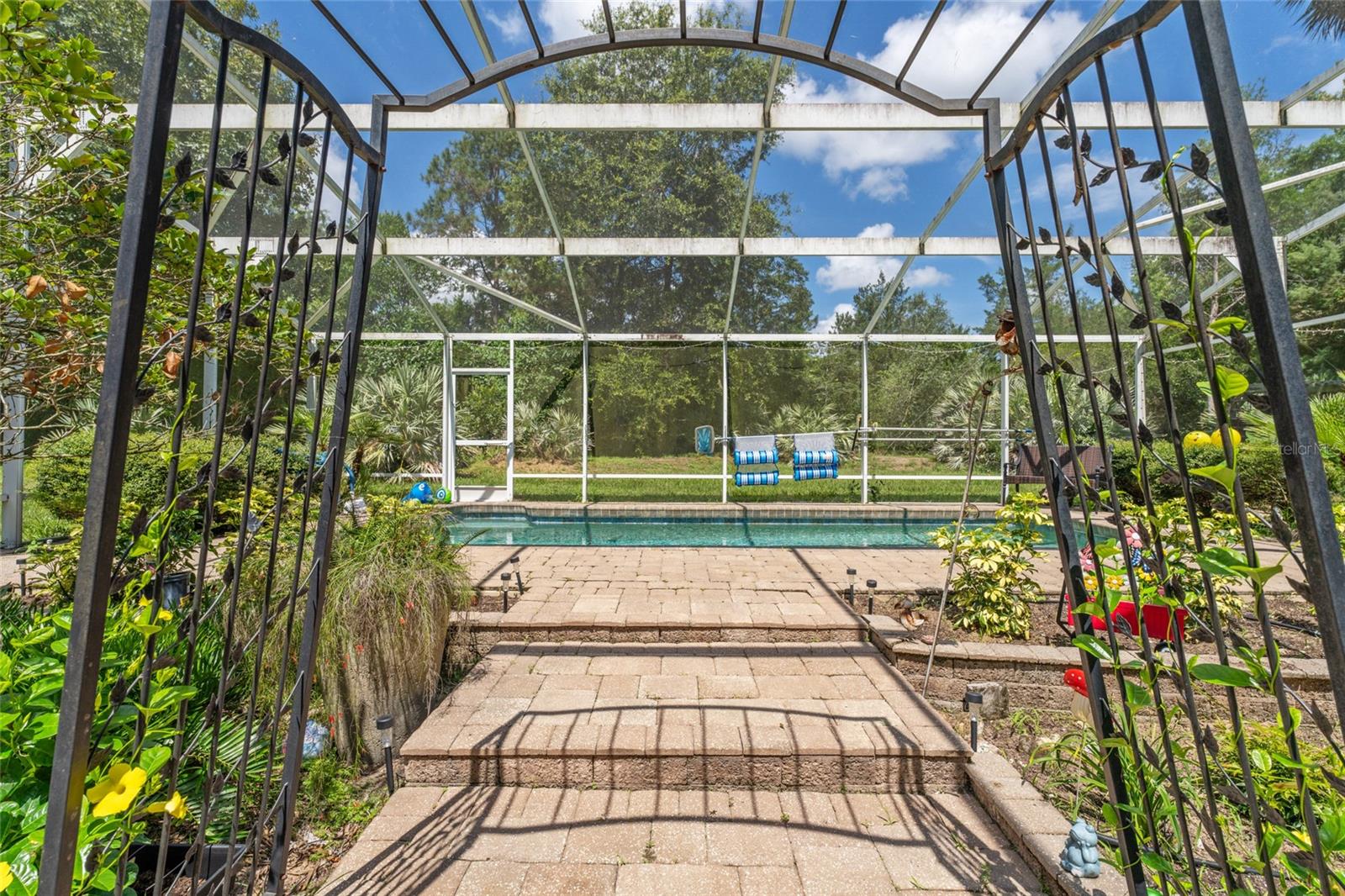 UNINCORPORATED - Commercial Sale