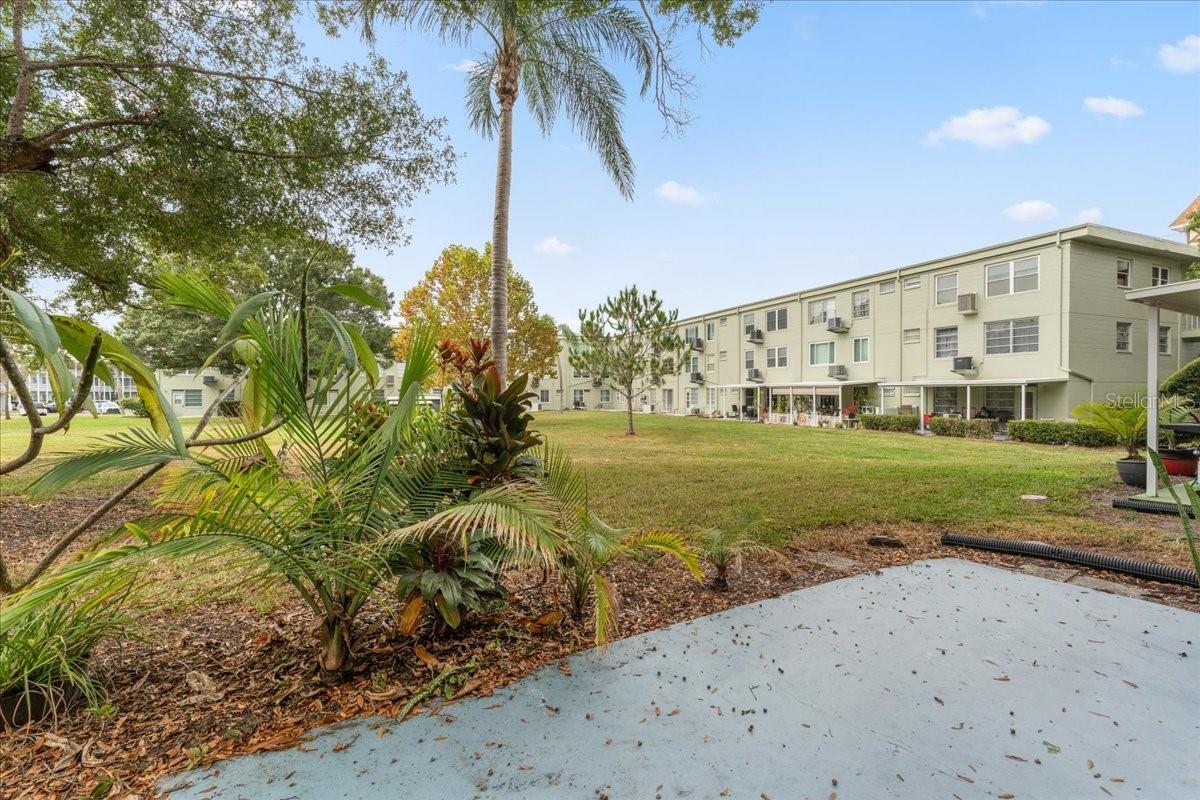 ON TOP OF THE WORLD - Residential