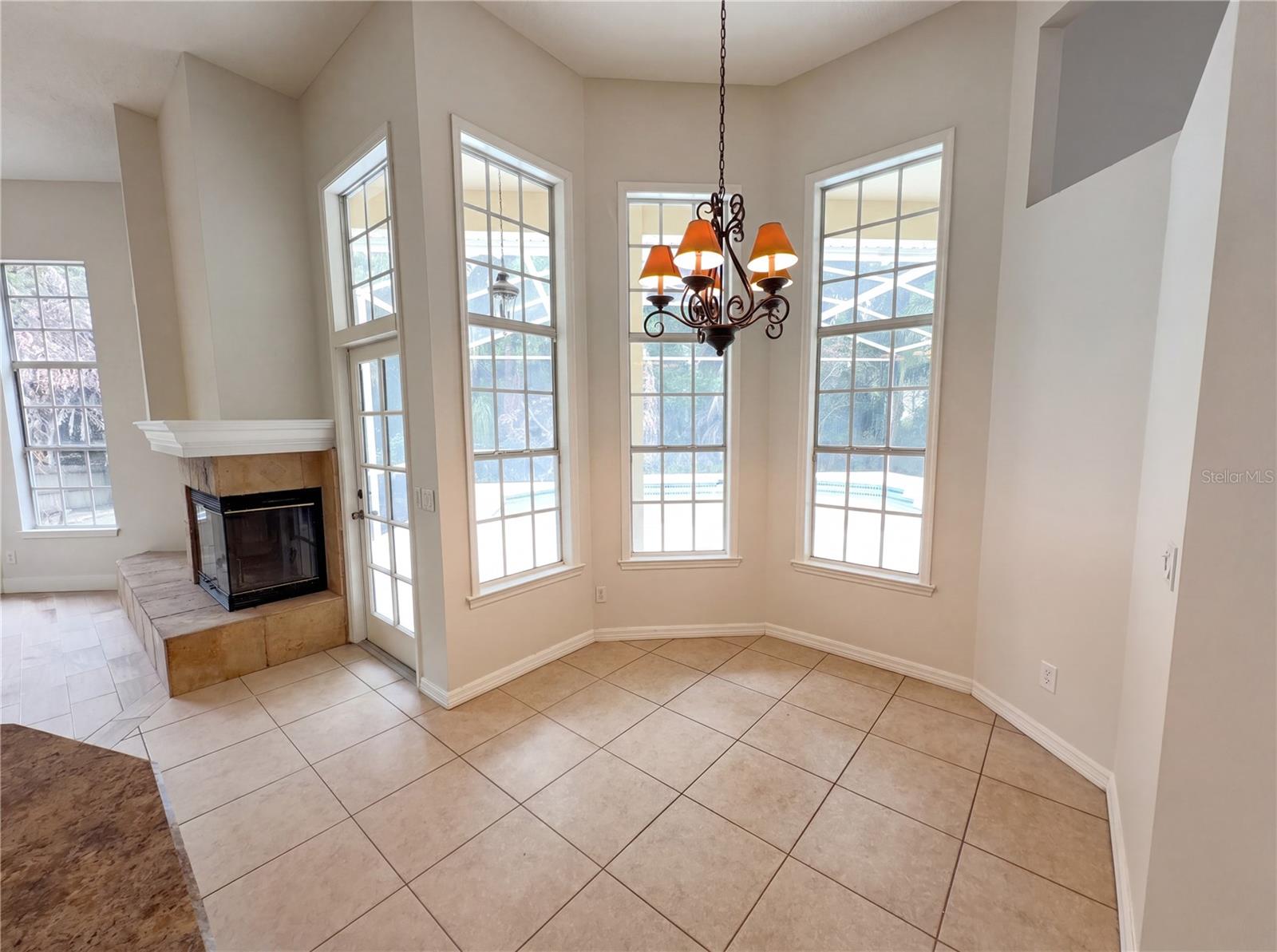 680 MACGLENROSS DRIVE