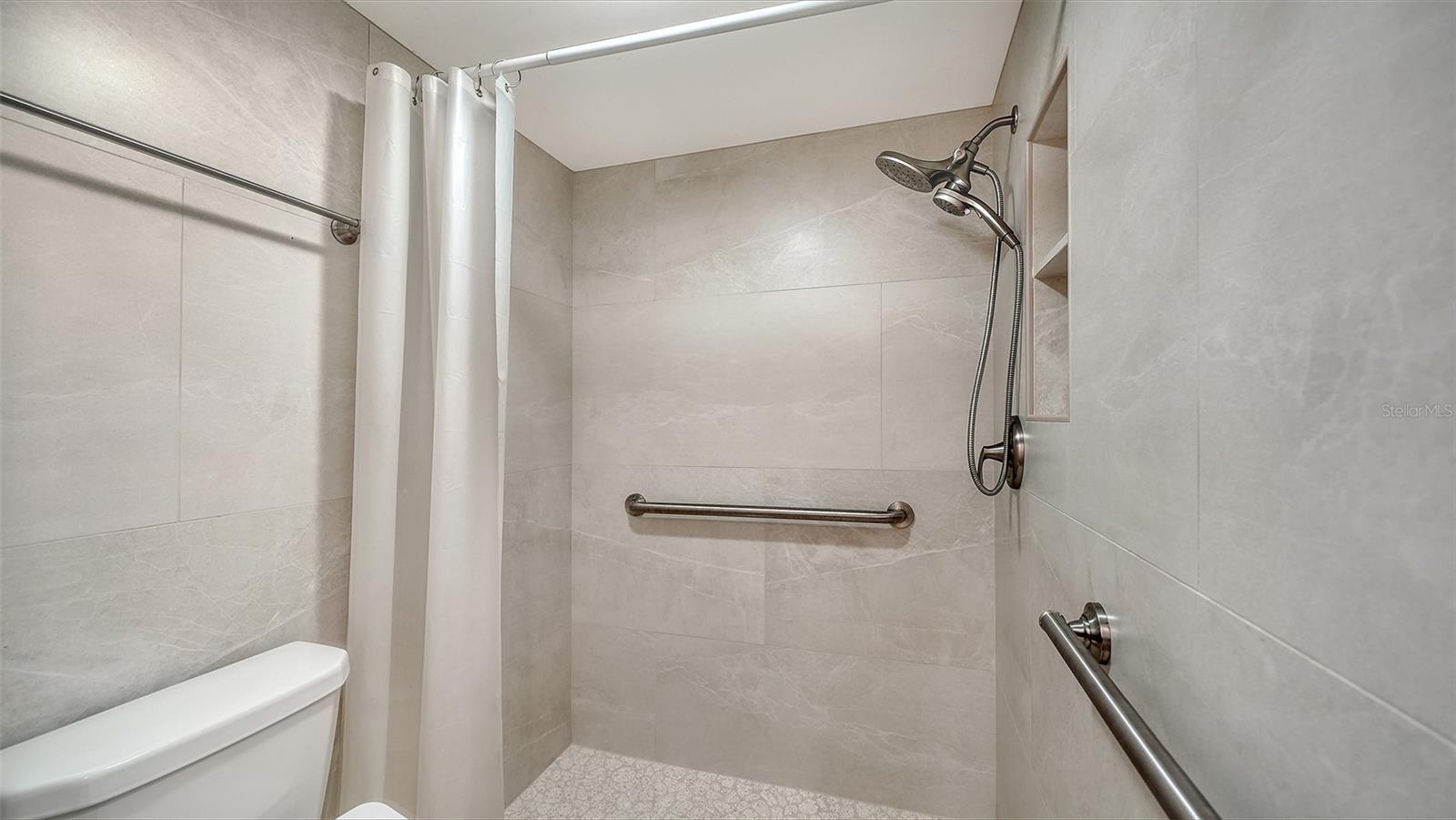 WOODSIDE VILLAGE EAST - Residential