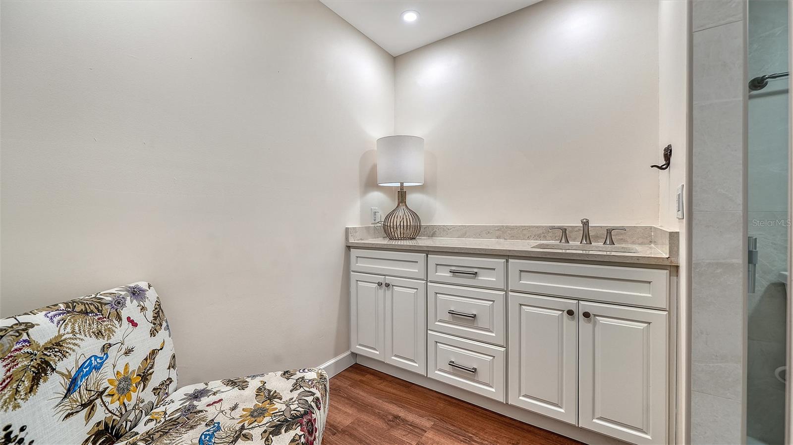 WOODSIDE VILLAGE EAST - Residential