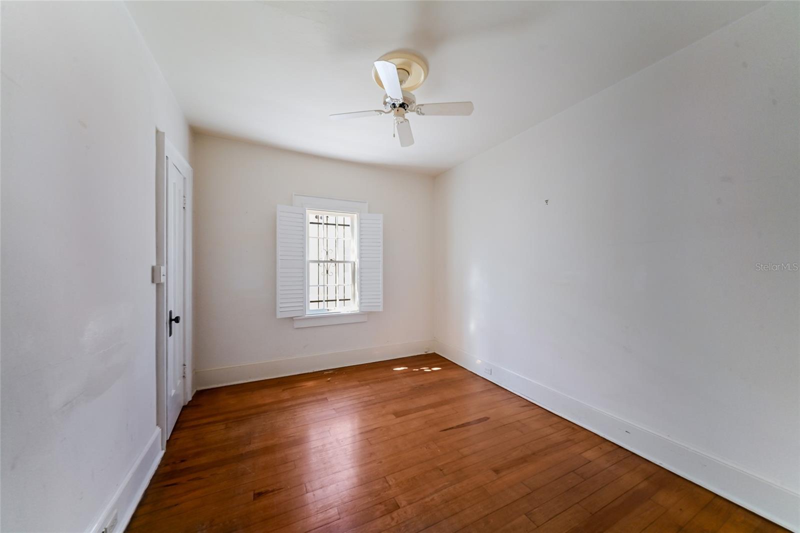 BURNS COURT SUB OF - Residential