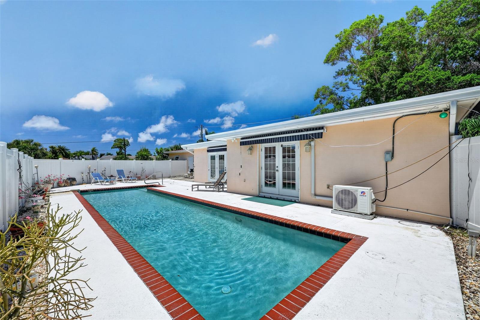 AQUALANE ESTATES 2ND - Residential
