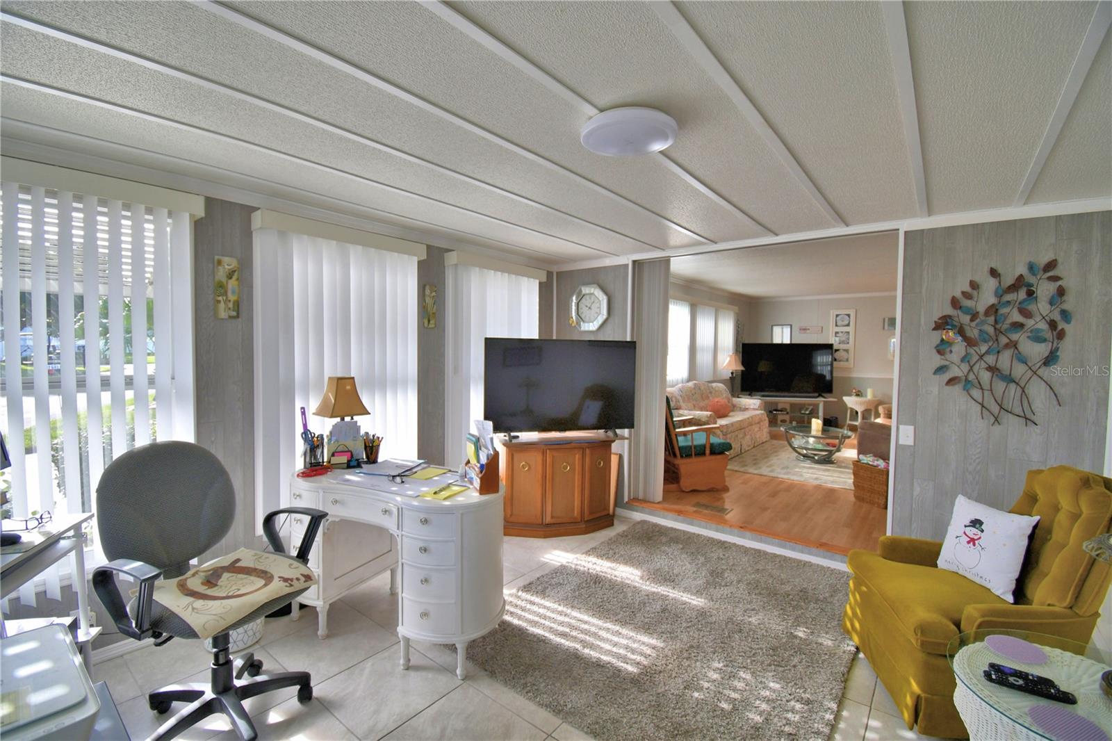 ARIANA SHORES MHP - Residential