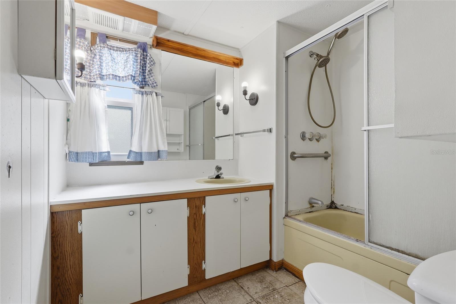 ZEPHYRHILLS COLONY CO - Residential