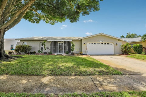Photo of 13178 88th Avenue N, Seminole, FL 33776 (MLS # S5156514)