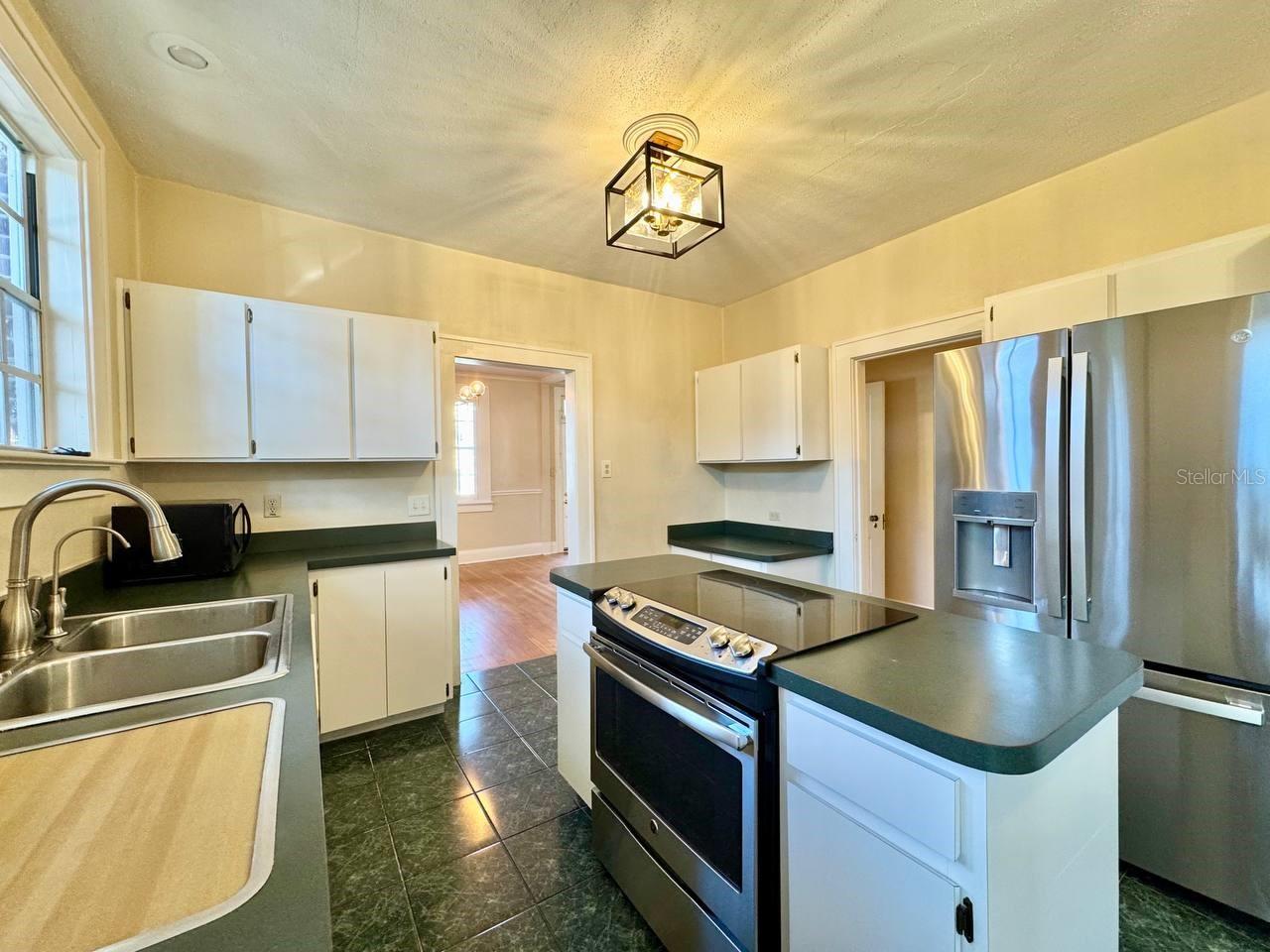 PALMA CEIA PARK - Residential Lease