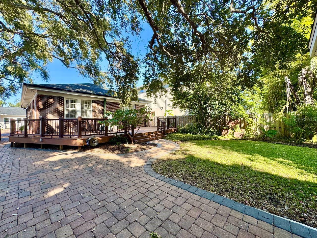 PALMA CEIA PARK - Residential Lease