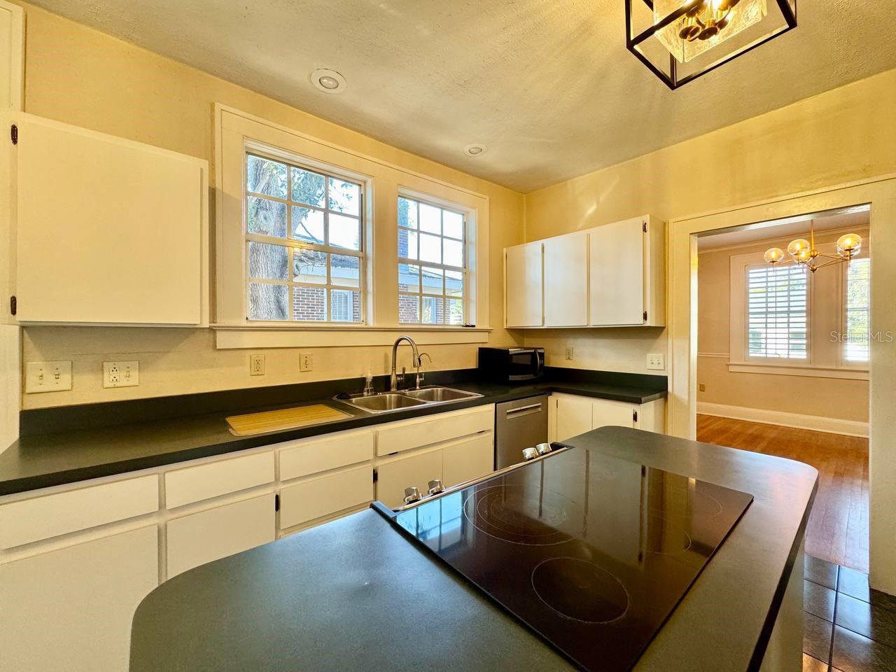 PALMA CEIA PARK - Residential Lease