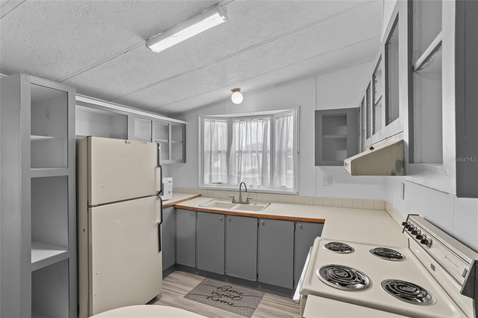 KANUGA VILLAGE MOBILE HOME PARK PH 1 - Residential