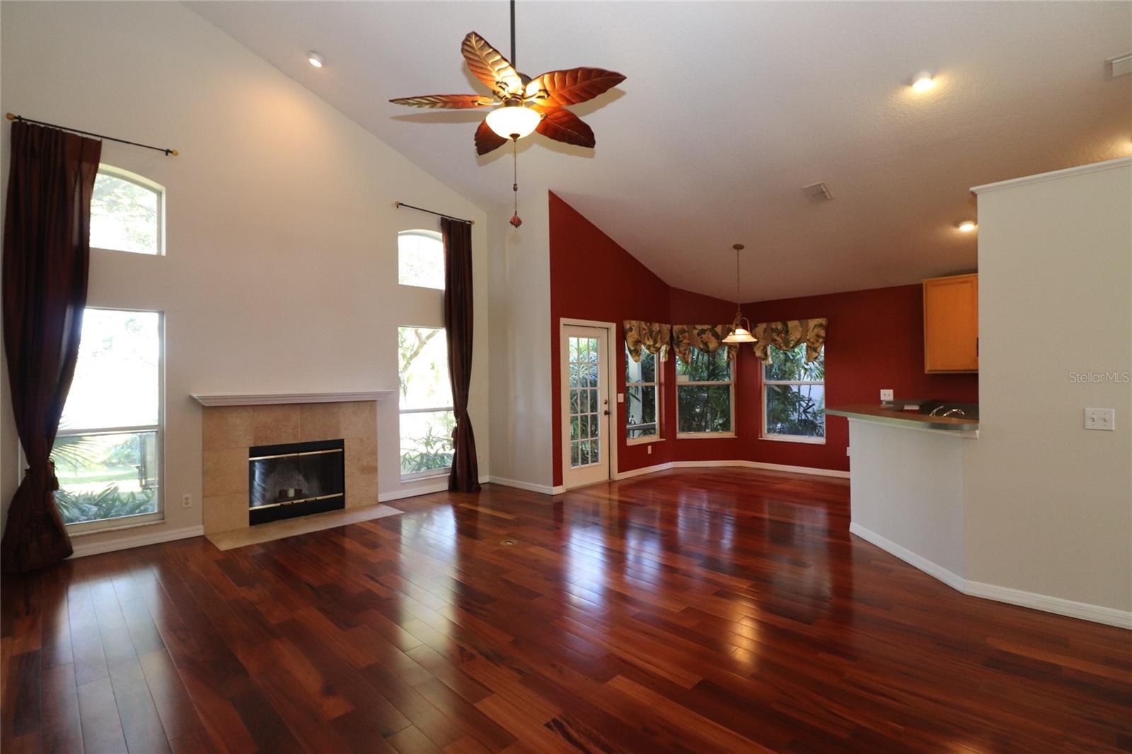 LONGWOOD PLANTATION - Residential Lease