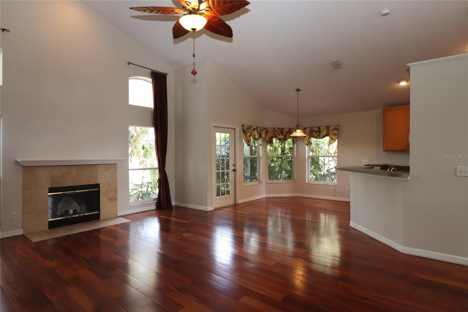 LONGWOOD PLANTATION - Residential Lease