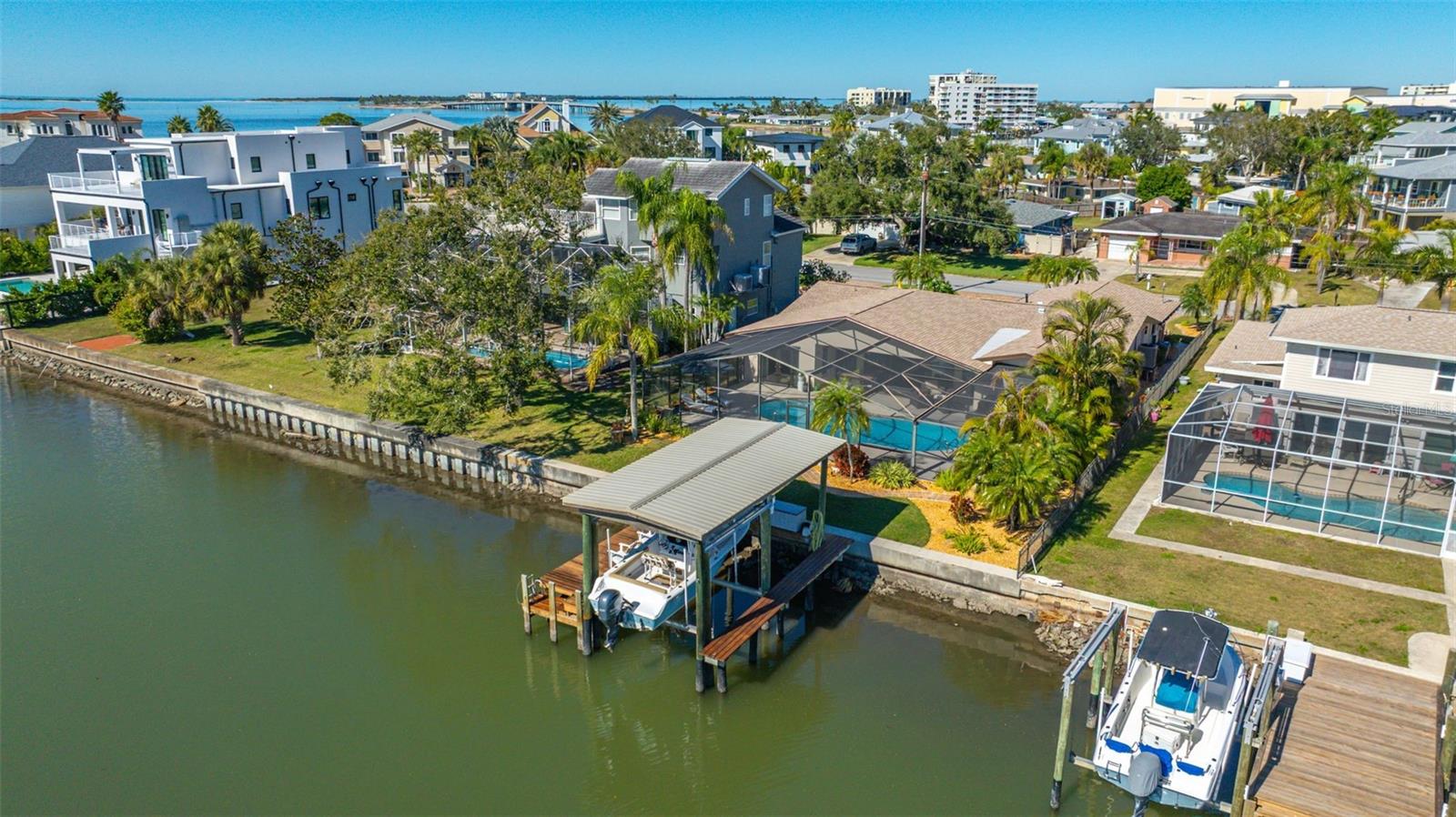 BAYWOOD SHORES - Residential