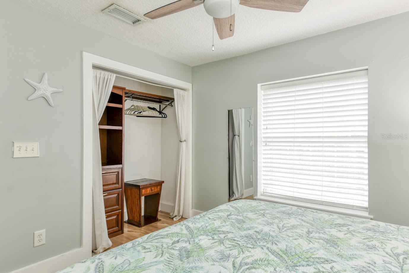 08-98 WINDSWEPT ACRES - Residential