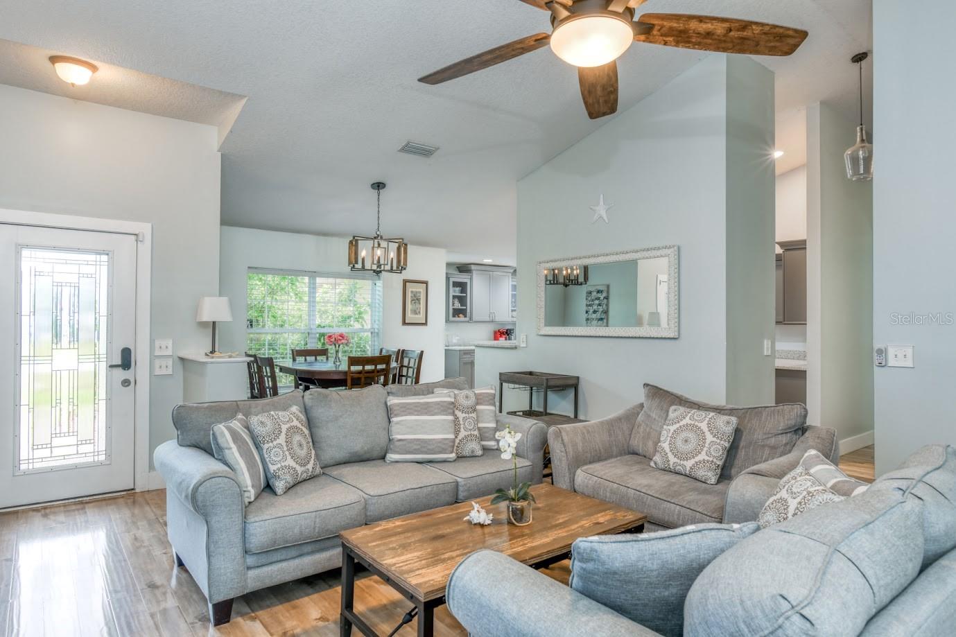 08-98 WINDSWEPT ACRES - Residential