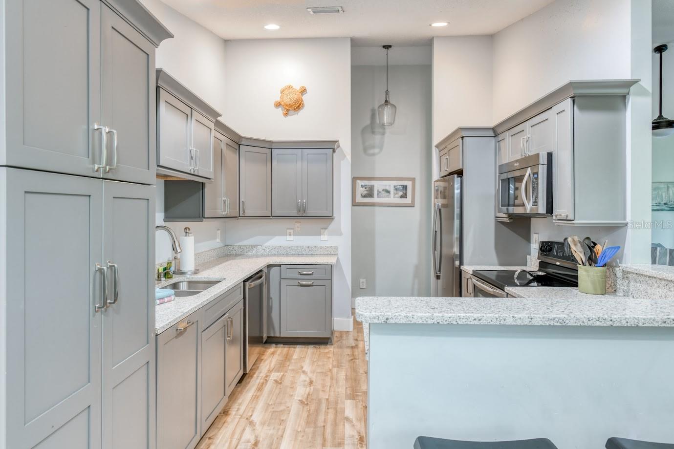 08-98 WINDSWEPT ACRES - Residential