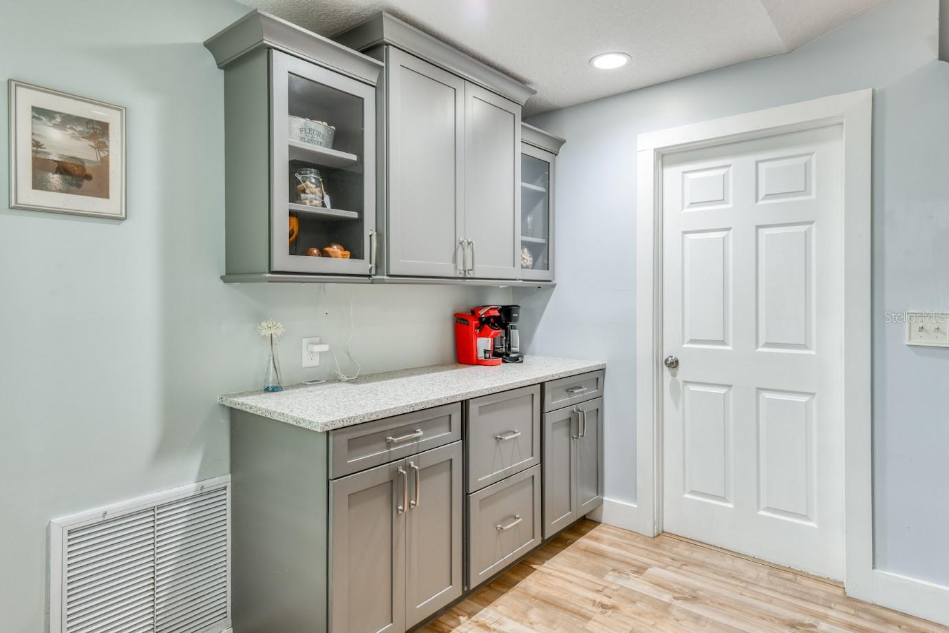 08-98 WINDSWEPT ACRES - Residential