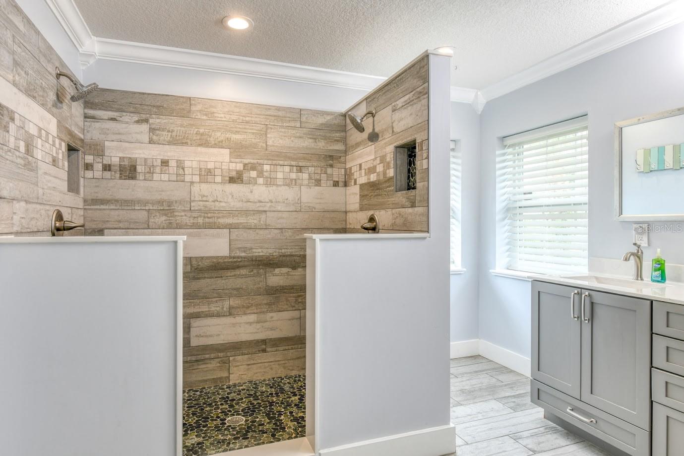 08-98 WINDSWEPT ACRES - Residential