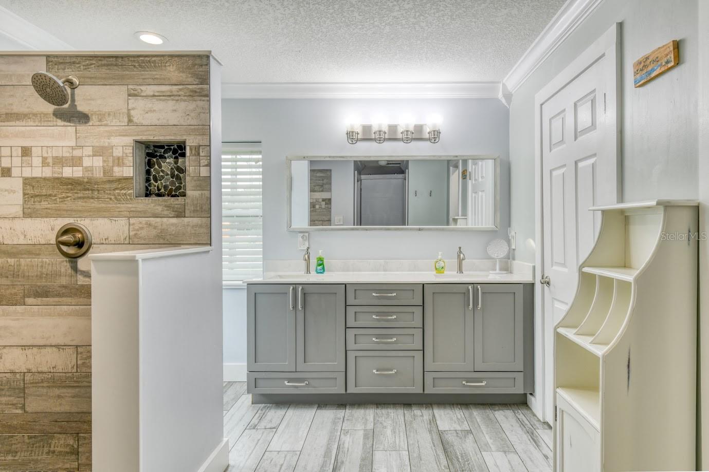 08-98 WINDSWEPT ACRES - Residential