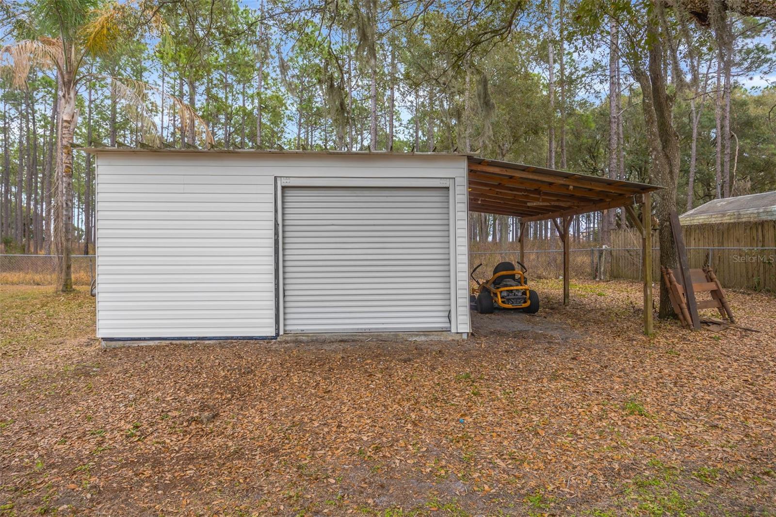 KNOLLWOOD ACRES - Residential