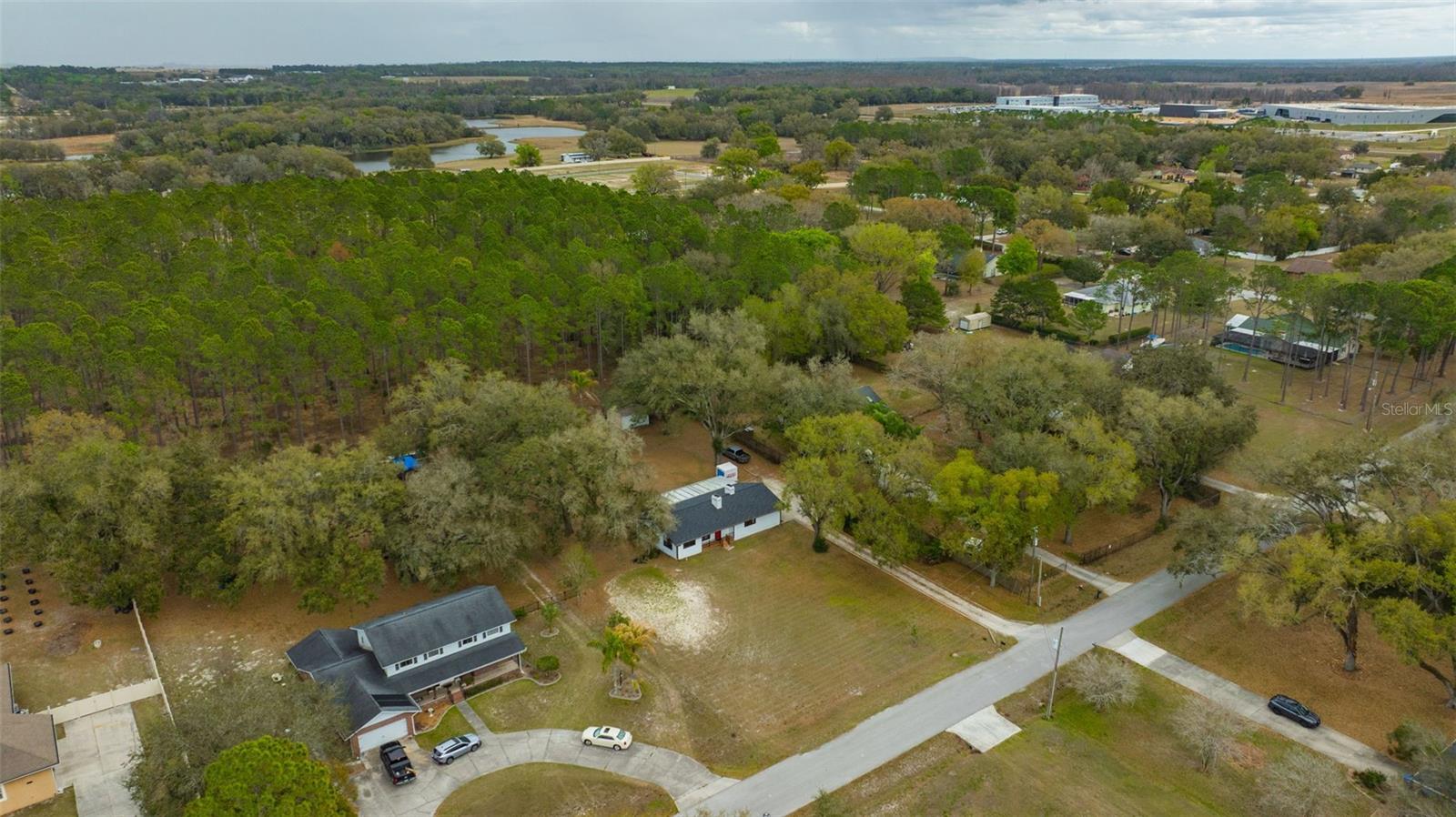 KNOLLWOOD ACRES - Residential