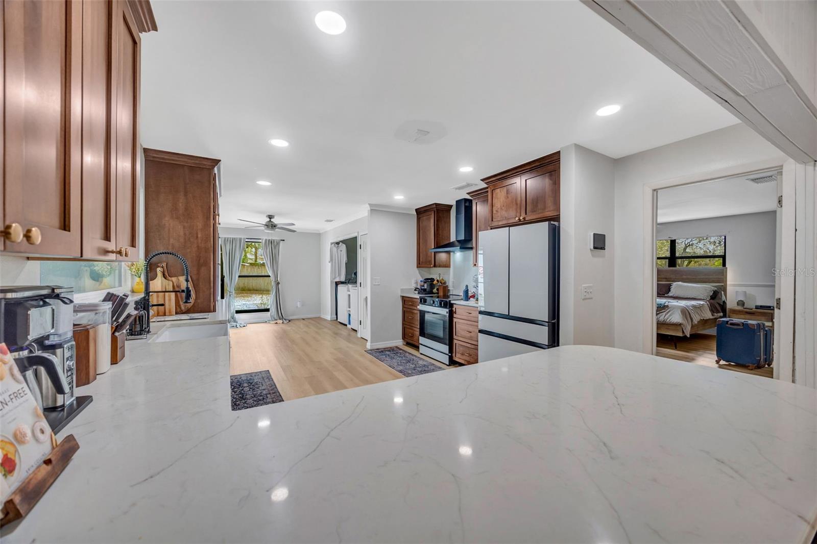 KNOLLWOOD ACRES - Residential