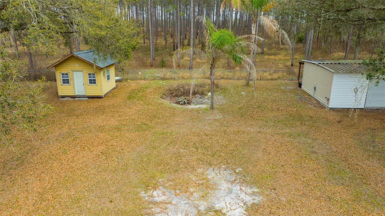 KNOLLWOOD ACRES - Residential