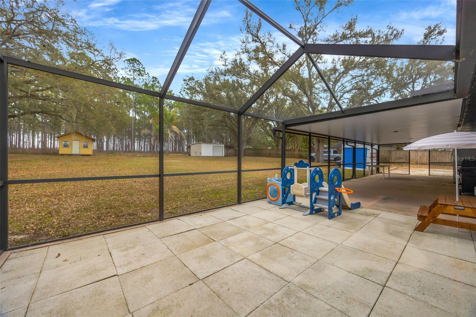 KNOLLWOOD ACRES - Residential